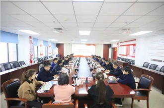 深入產(chǎn)業(yè)交流 增強發(fā)展互動——多領(lǐng)域企業(yè)家代表到訪河南花花牛乳業(yè)集團(tuán)